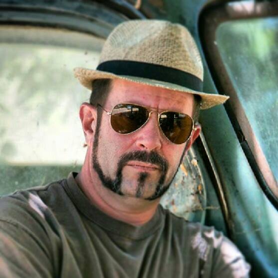 Joe "The Hat" Petralia, classic car expert and collector car buyer serving Phoenix and Arizona